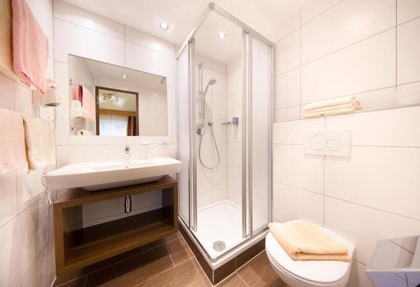 Bed and Breakfast Pension Sonnenheim