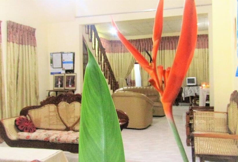Bed and Breakfast Pura Sanda Villa