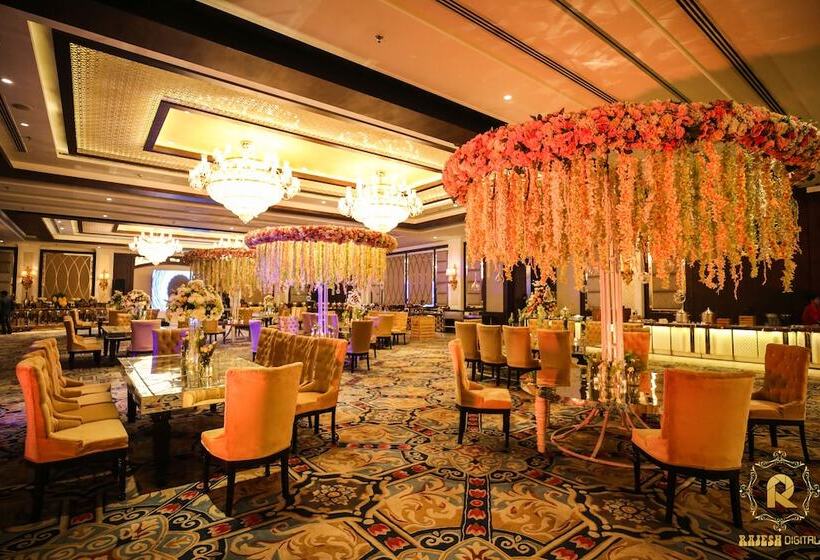 Golden Galaxy Hotels & Resorts