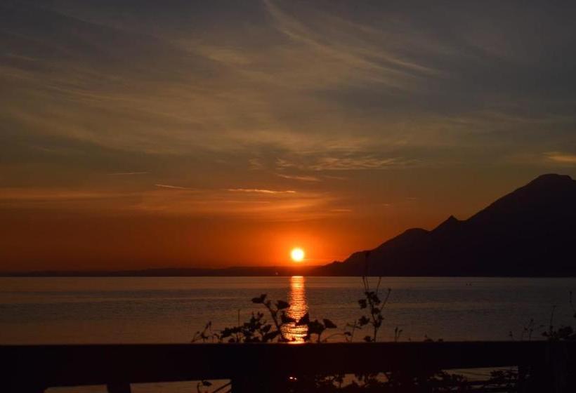 ホテル Albergo Al Pescatore