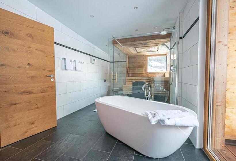 فندق Alpen Suites Brandnertal