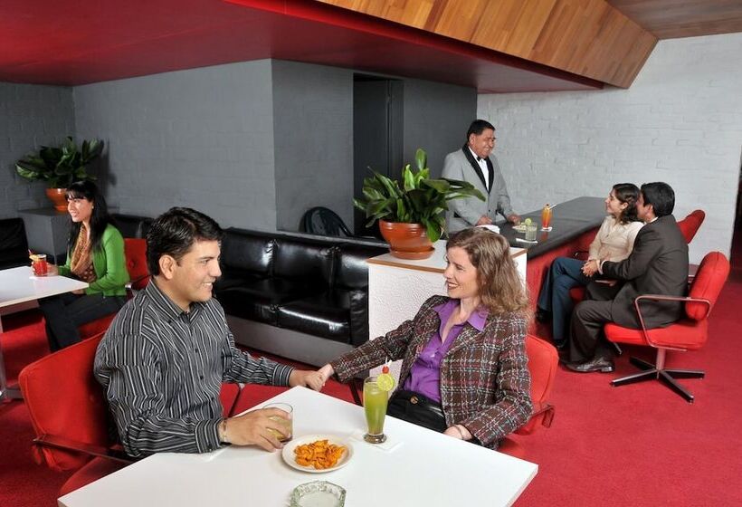 ホテル Camino Real