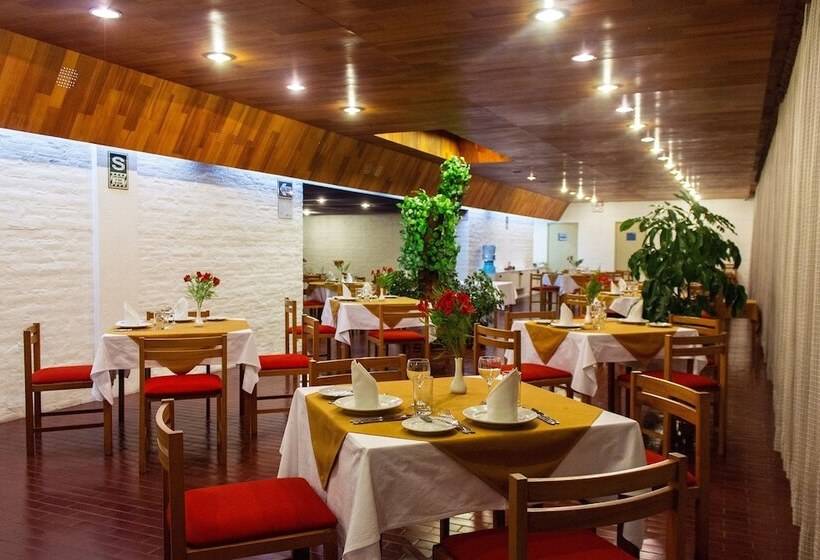 ホテル Camino Real