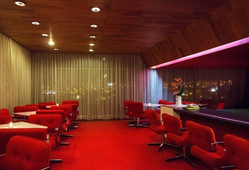 ホテル Camino Real