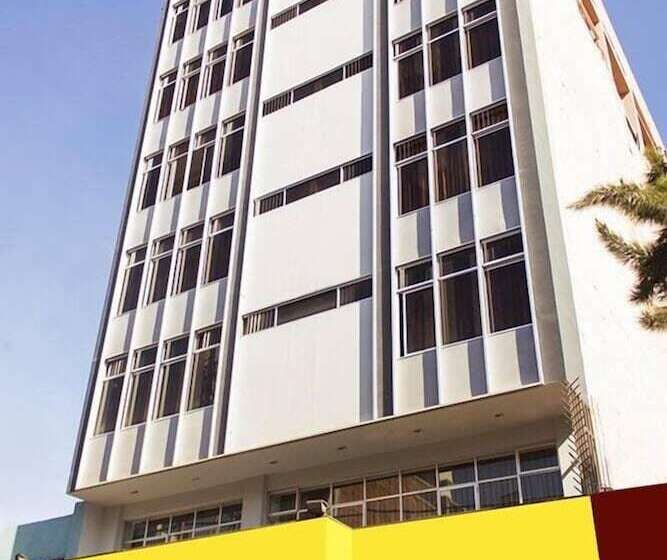 ホテル Camino Real