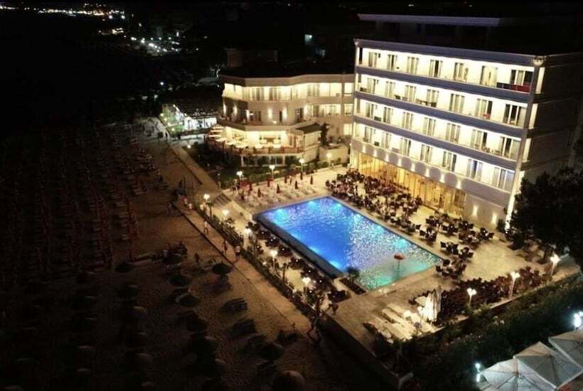 בית מלון כפרי Elesio