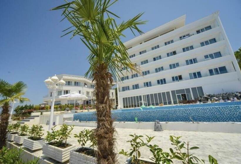 בית מלון כפרי Elesio