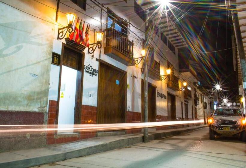 هتل Explorer Deluxe