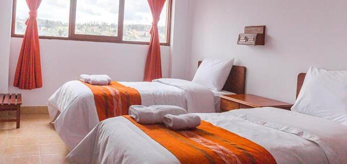 هتل Explorer Deluxe