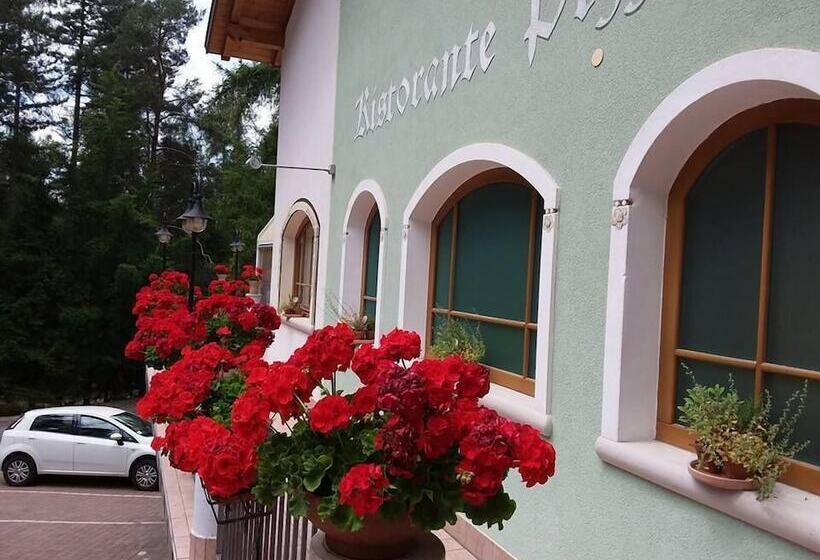 בית מלון כפרי La Trifora