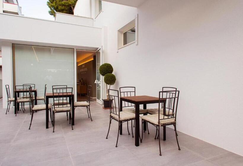 فندق Mane Boutique