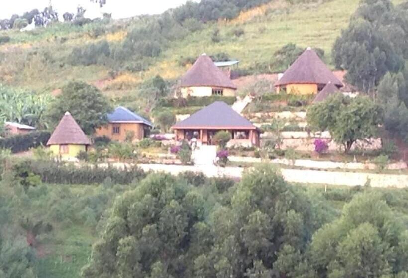 בית מלון כפרי Nyore Hillside Retreat