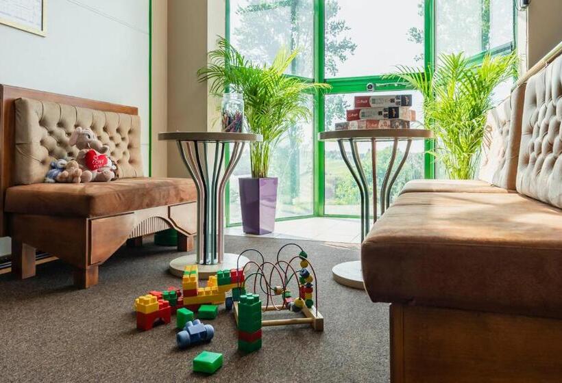 Отель Pod Kasztanami