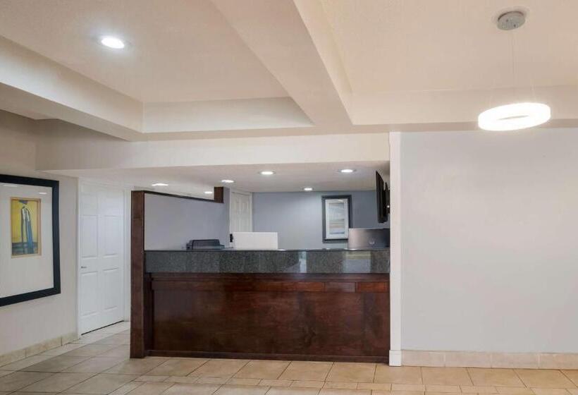 Surestay Hotel Laredo By Best Western