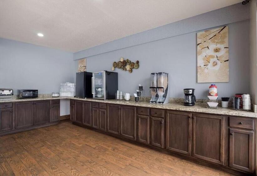 Surestay Hotel Laredo By Best Western