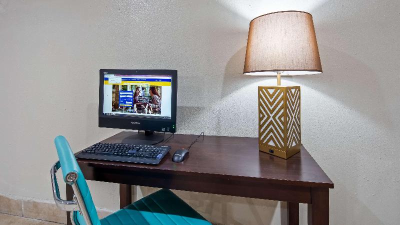 Surestay Hotel Laredo By Best Western