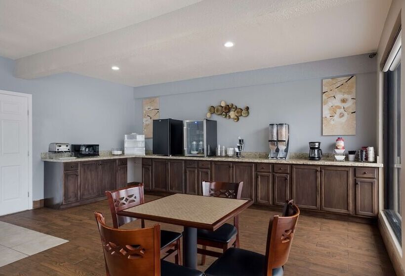 Surestay Hotel Laredo By Best Western