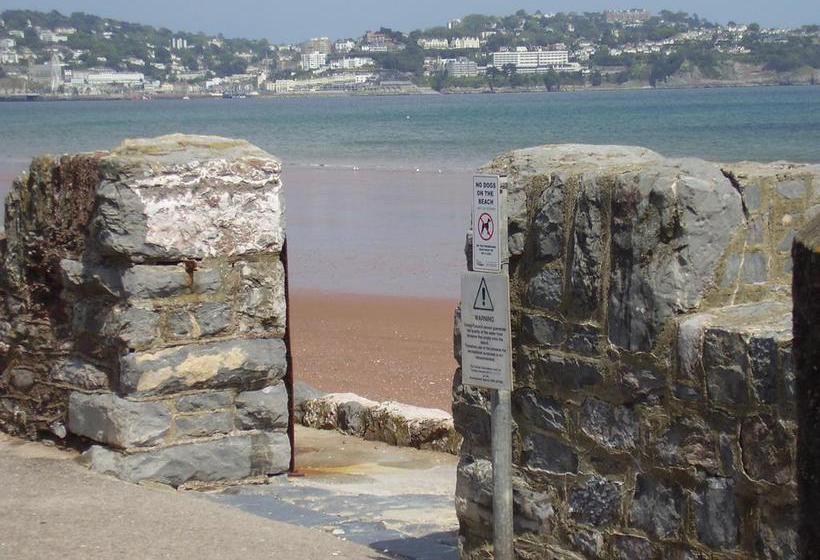 Castleton Hotel Just For Adults