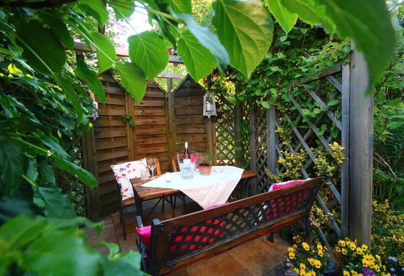 Kia Ora Hotel Restaurant