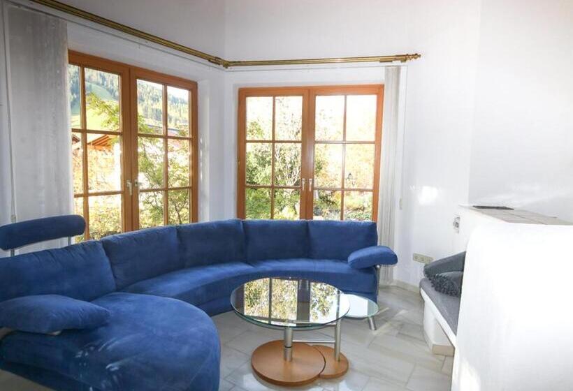 Kia Ora Hotel Restaurant