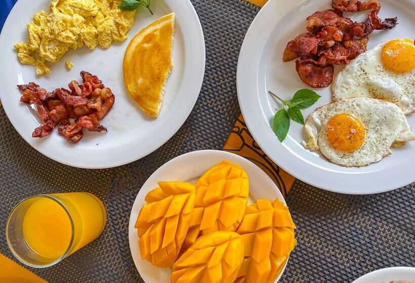 Parrot Resort Moalboal