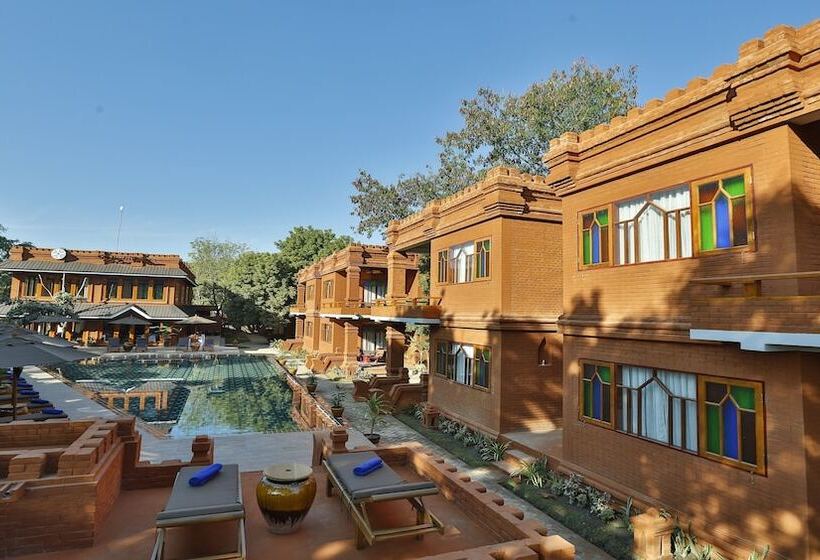 אתר נופש Ananta Bagan