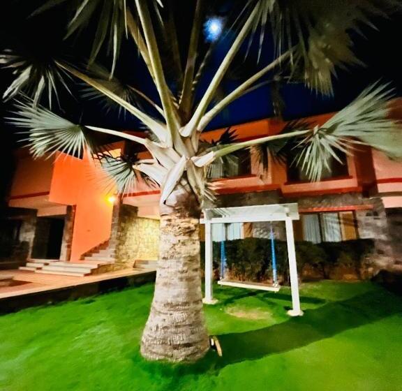 Krishna Heritage Resort