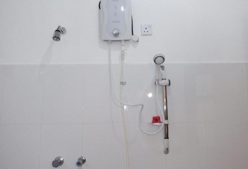 אתר נופש Walauwa The Villa Ahungalla