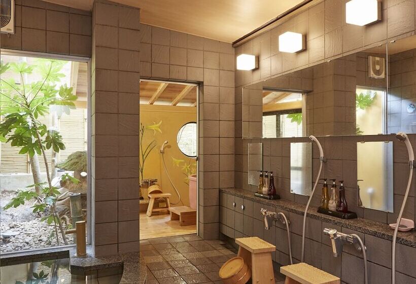 ريوكان Yasuragi No Yado Marusei