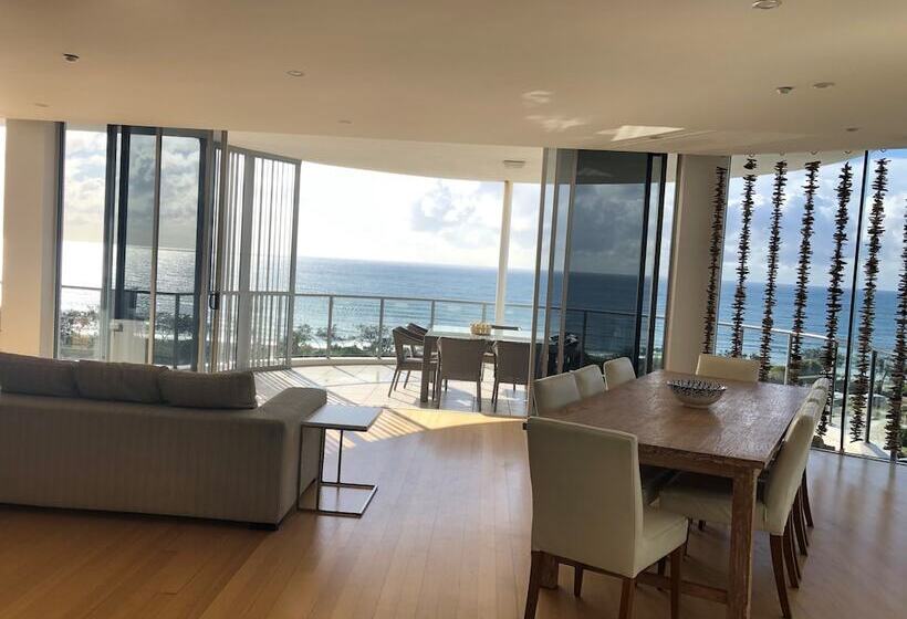 Silver Sea On Sixth Resort