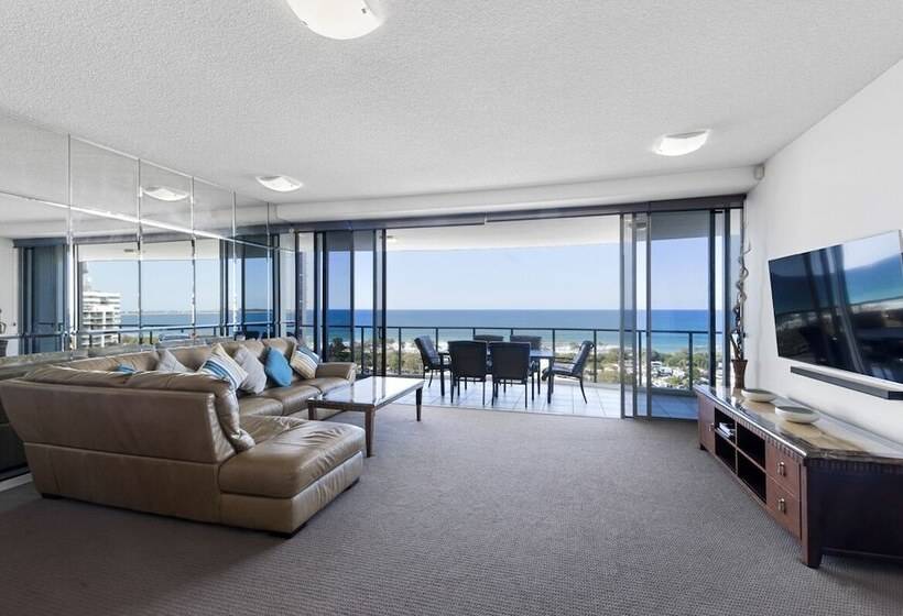 Silver Sea On Sixth Resort