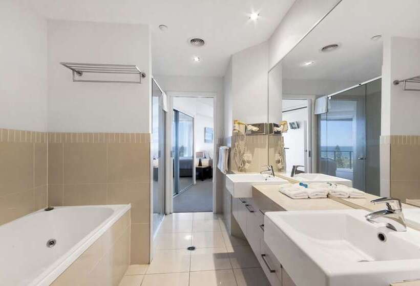 Silver Sea On Sixth Resort