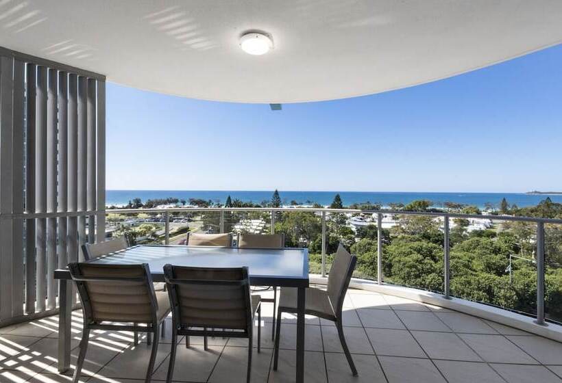 Silver Sea On Sixth Resort