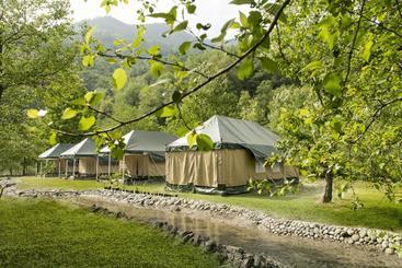 استراحتگاه Zone Connect Manali