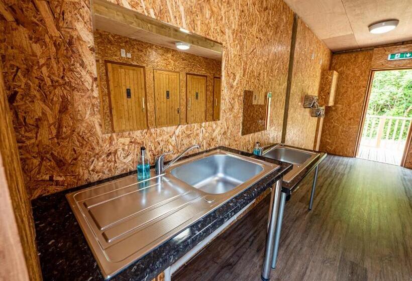 Yha Eden Project   Hostel