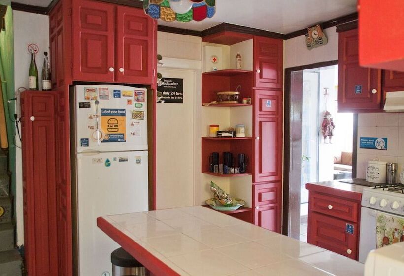 旅馆 Ensenada Backpacker