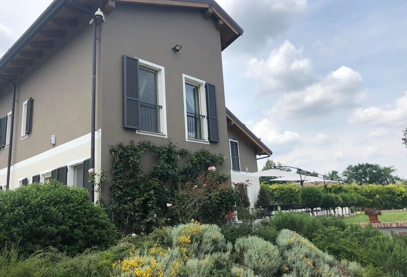 مبيت وإفطار Cascina Castagneto