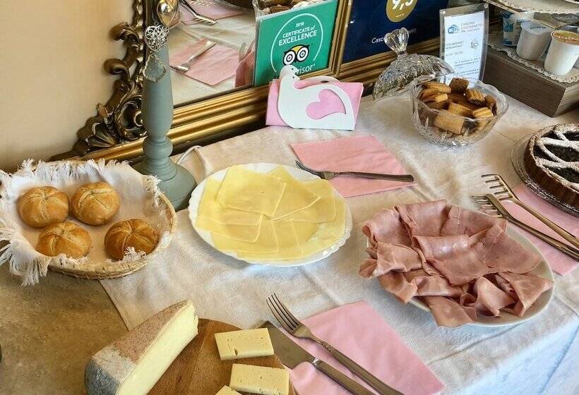 مبيت وإفطار Cascina Castagneto