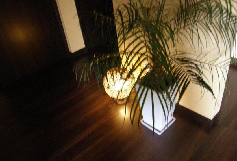 Bed and Breakfast Chitose Guesthouse Yurin