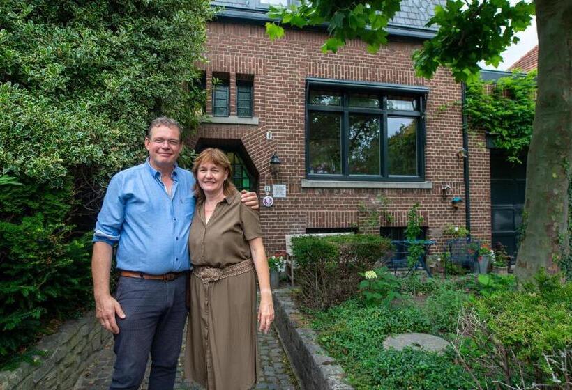 تختخواب و صبحانه De Auw Sjoekelaatfabriek