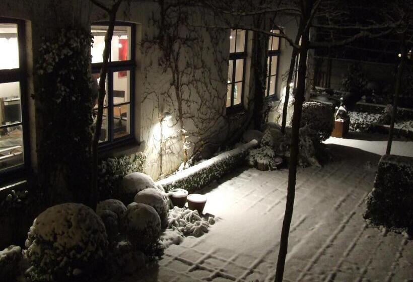 تختخواب و صبحانه De Auw Sjoekelaatfabriek