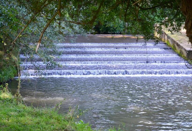 تختخواب و صبحانه De Auw Sjoekelaatfabriek