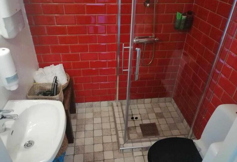 צימר Flipflop Beach Bar & Rooms