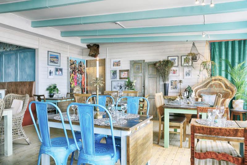 تختخواب و صبحانه Flipflop Beach Bar & Rooms