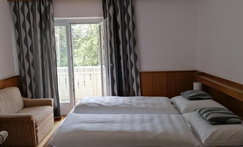 住宿加早餐 Garni Hauenstein