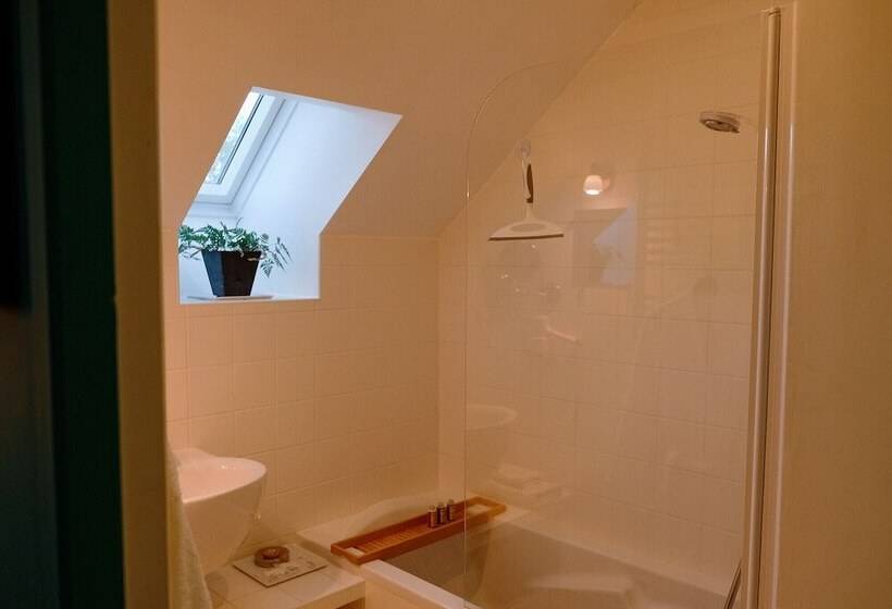 צימר La Maison Jaune à La Janaie