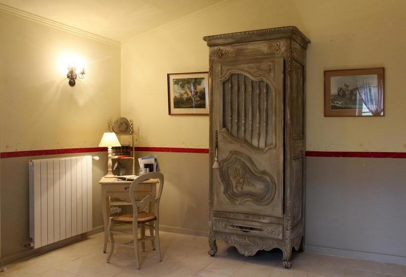 مبيت وإفطار Le Mas Du Centaure