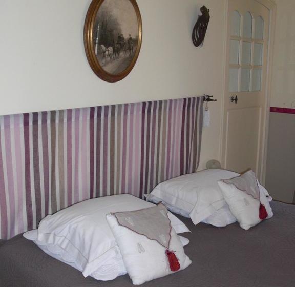 مبيت وإفطار Le Mas Du Centaure