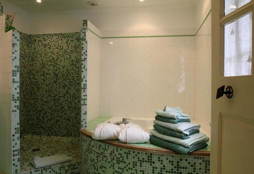 مبيت وإفطار Le Mas Du Centaure