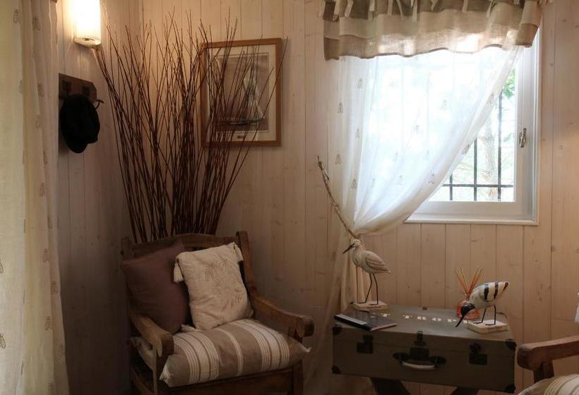 مبيت وإفطار Le Mas Du Centaure